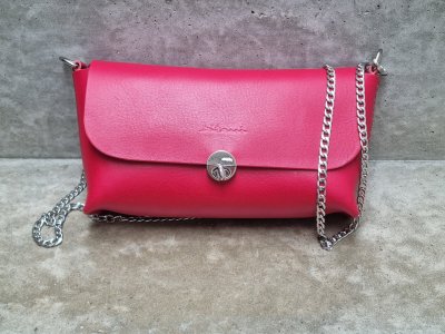 galerie/001 Taschen/004 Cora/resized/T0385 (2025-07-27) 3_small.jpg